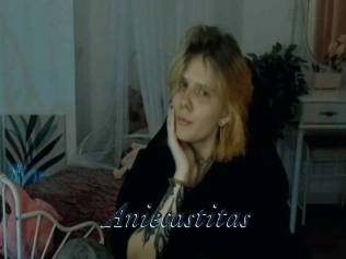 Aniecastitas