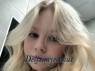 Delfinayearout