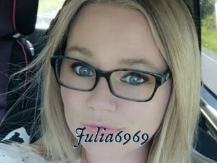 Julia6969