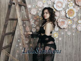 LolaSimmons