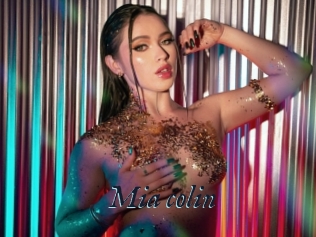Mia_colin