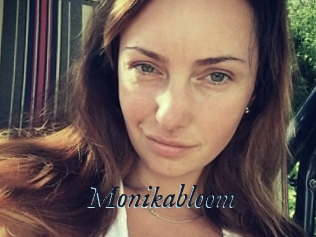 Monikabloom