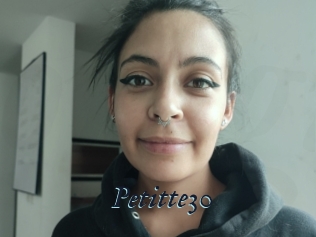 Petitte30