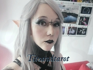 Titsandtarot