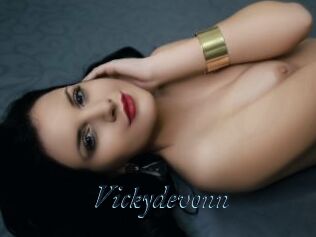 Vickydevonn