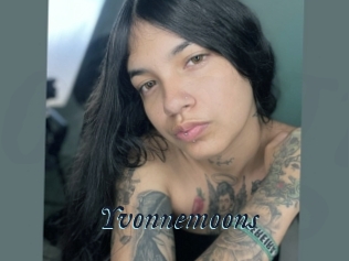 Yvonnemoons