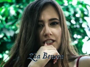 Zia_Benson